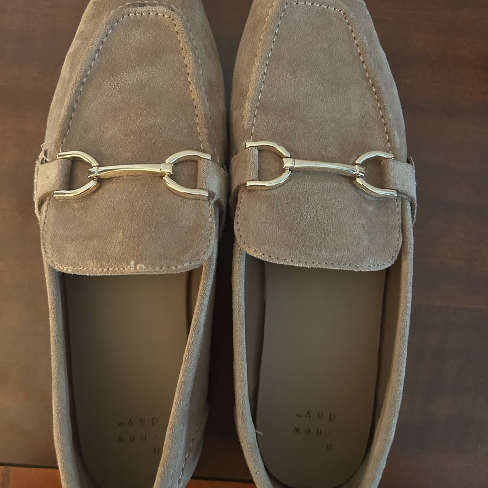 Women’s Tan Suede Loafers